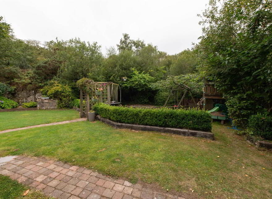 50 Old Park Road, Ballynahinch, BT24 8LY