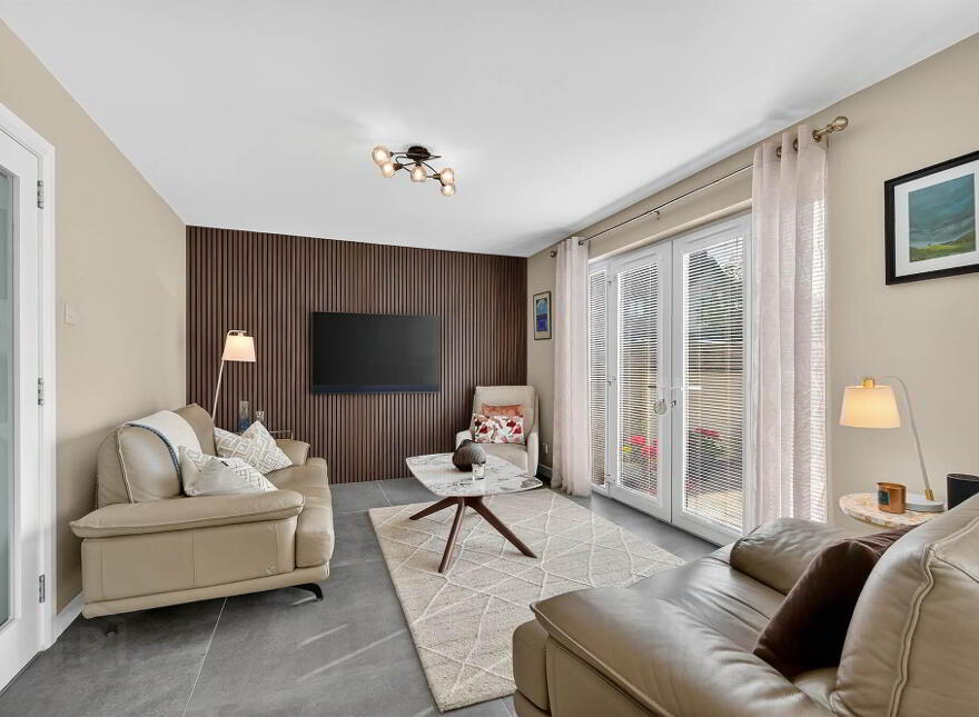 50 Farm Lodge Park, Greenisland, Carrickfergus, BT38 8YB