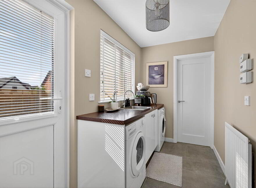 50 Farm Lodge Park, Greenisland, Carrickfergus, BT38 8YB