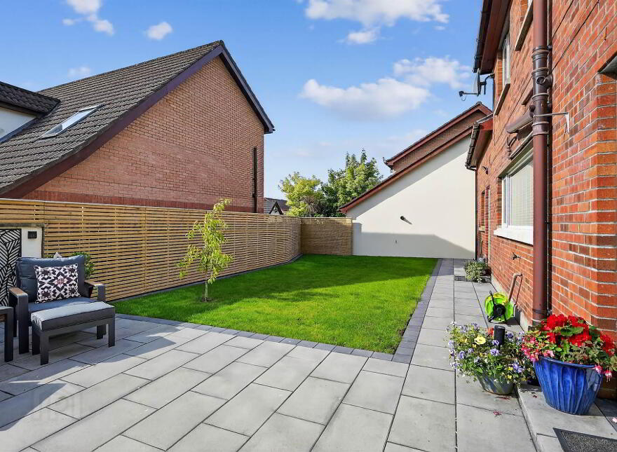 50 Farm Lodge Park, Greenisland, Carrickfergus, BT38 8YB