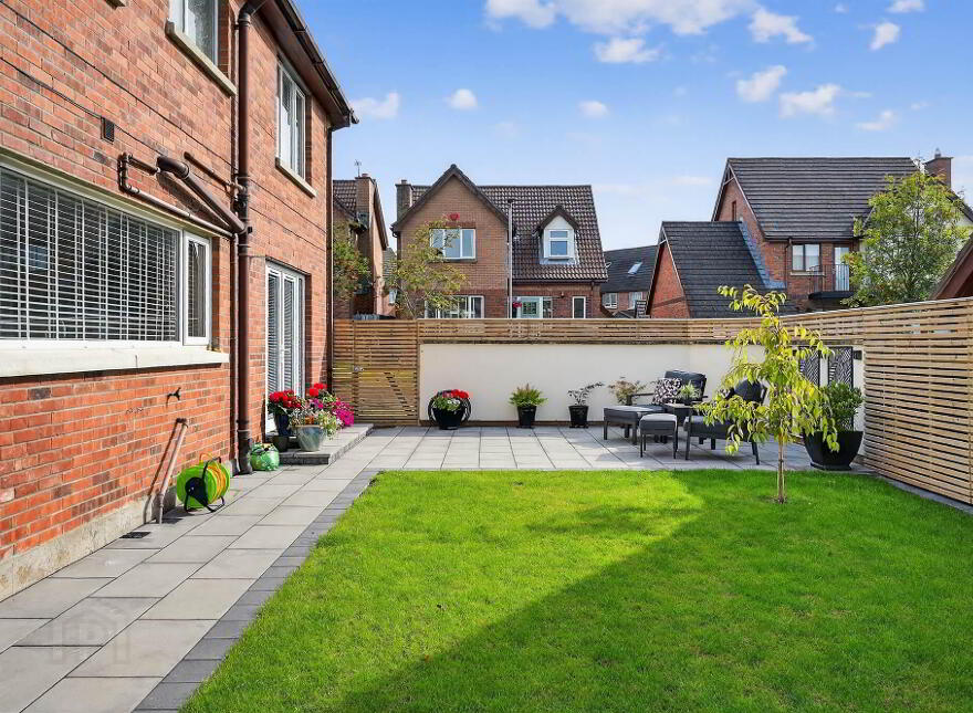 50 Farm Lodge Park, Greenisland, Carrickfergus, BT38 8YB