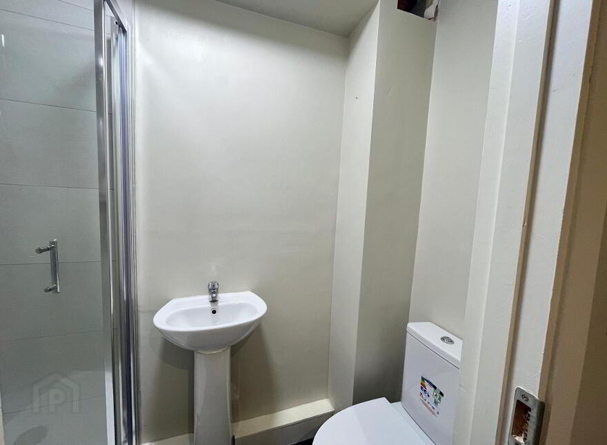 Ballyfermot Road ( Double Room / House Share), Ballyfermot, Dublin, D10