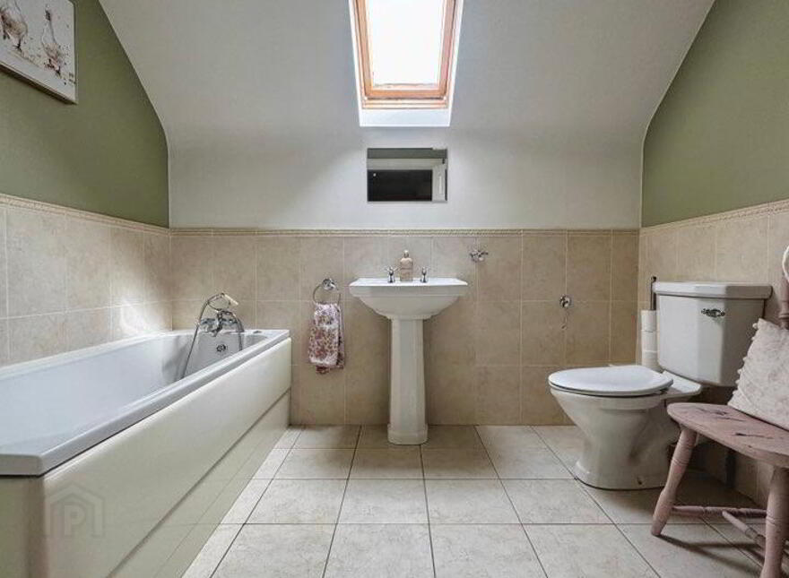 19 Motte Farm, Broughshane, Ballymena, BT43 7GX