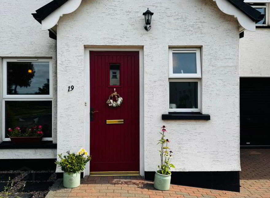 19 Motte Farm, Broughshane, Ballymena, BT43 7GX
