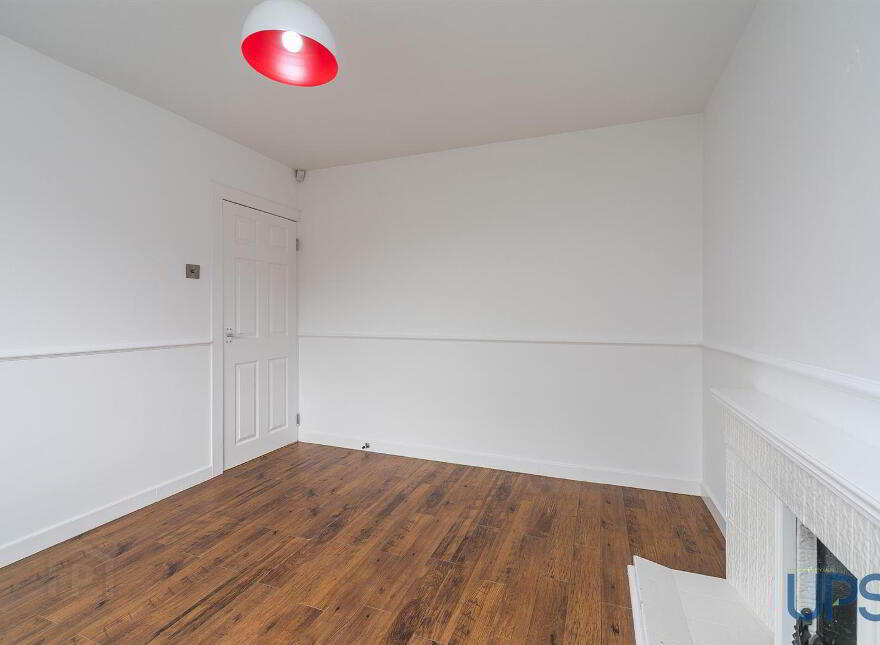 12 Coolnasilla Park South, Glen Road, Belfast, BT11 8LF