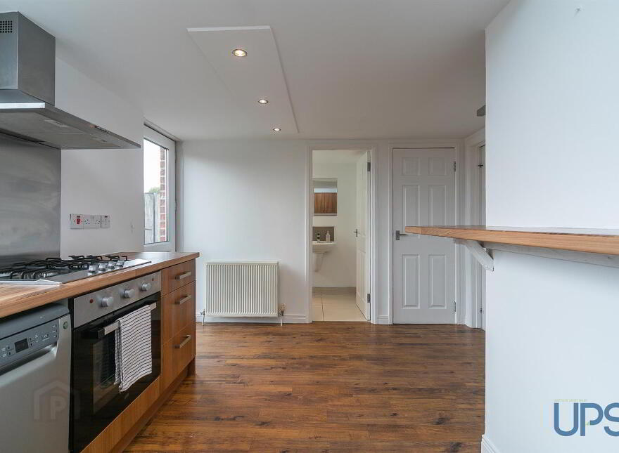 12 Coolnasilla Park South, Glen Road, Belfast, BT11 8LF