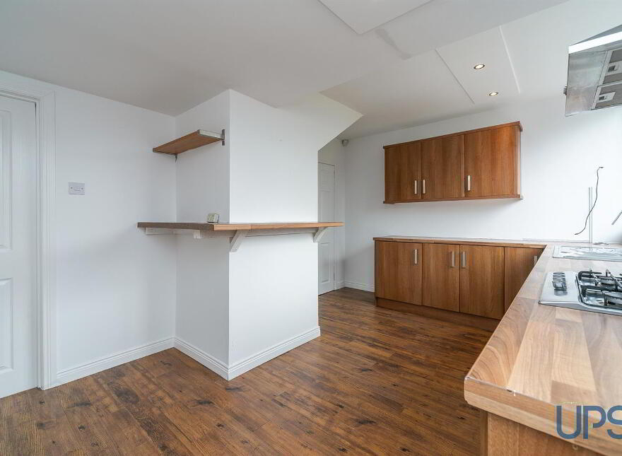 12 Coolnasilla Park South, Glen Road, Belfast, BT11 8LF