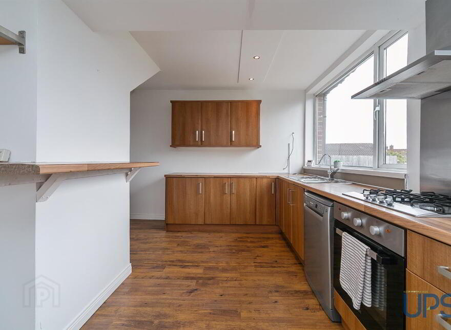 12 Coolnasilla Park South, Glen Road, Belfast, BT11 8LF
