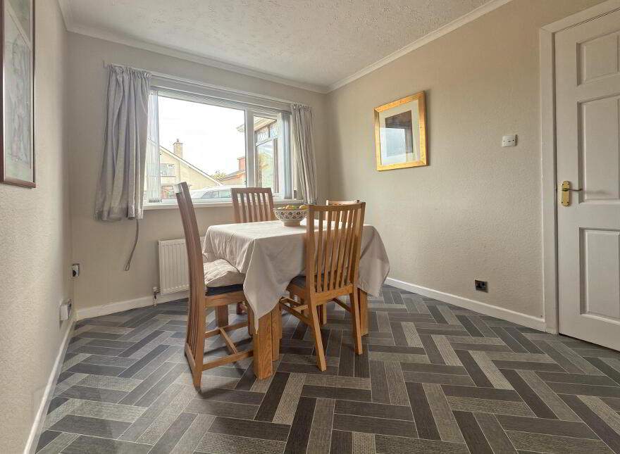 12 Movilla Road, Portstewart, BT55 7DW