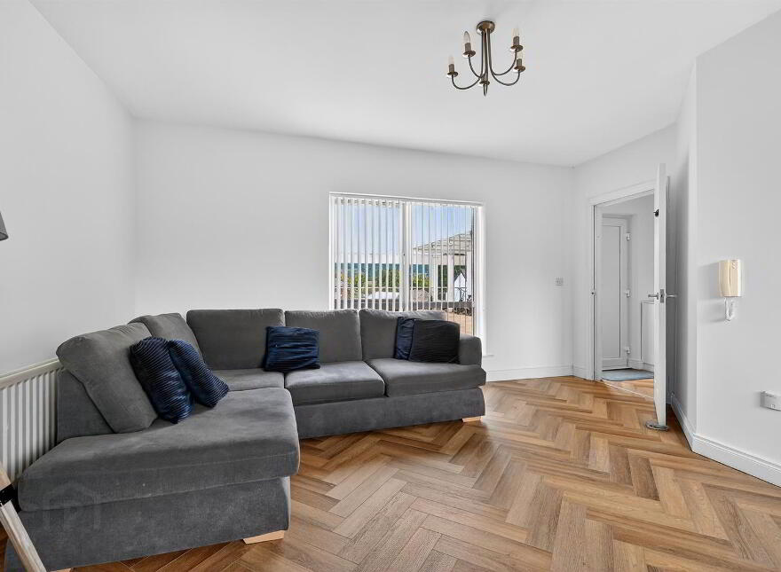 Apt 11 Tivoli Court, 142 Upper Lisburn Road, Finaghy, Belfast, BT10 0BG