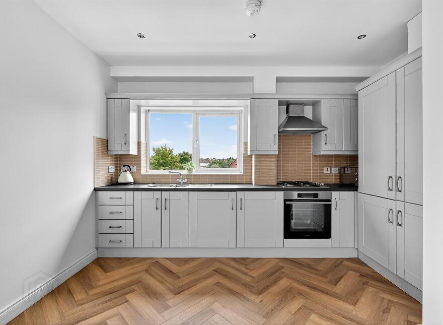 Apt 11 Tivoli Court, 142 Upper Lisburn Road, Finaghy, Belfast, BT10 0BG