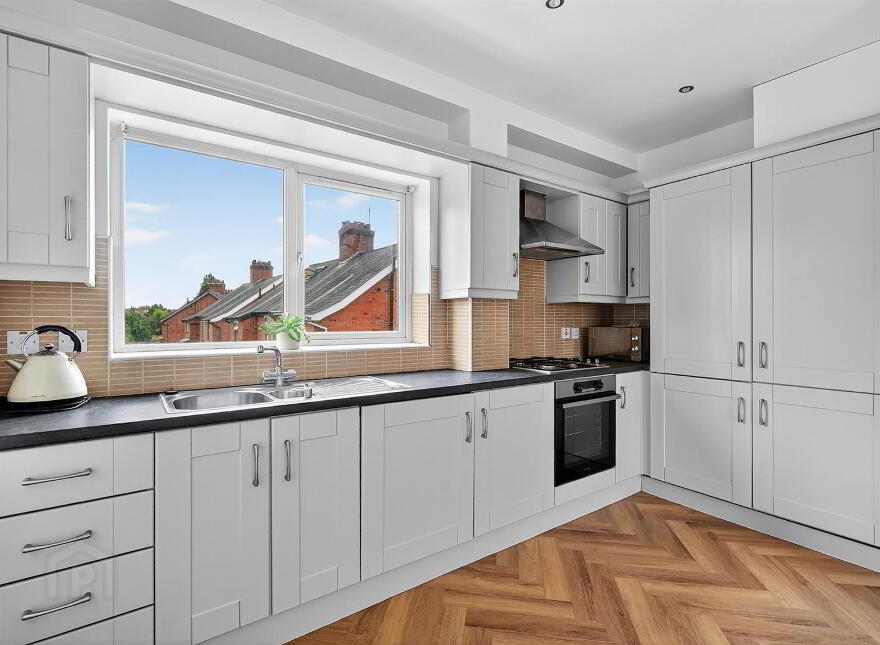 Apt 11 Tivoli Court, 142 Upper Lisburn Road, Finaghy, Belfast, BT10 0BG