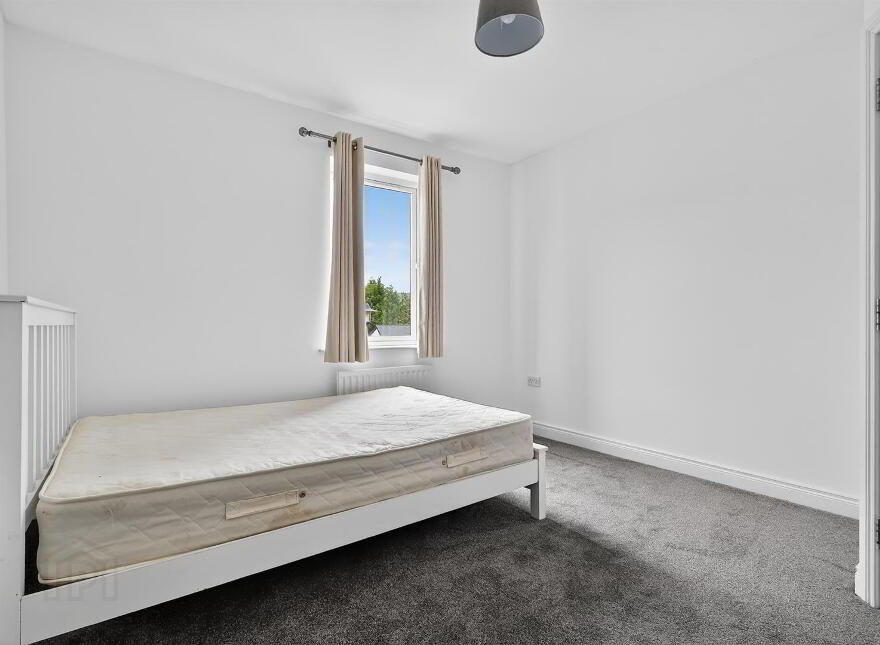 Apt 11 Tivoli Court, 142 Upper Lisburn Road, Finaghy, Belfast, BT10 0BG