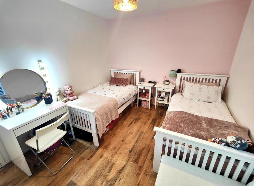 142 Oldpark Road, Belfast, BT14 6QA