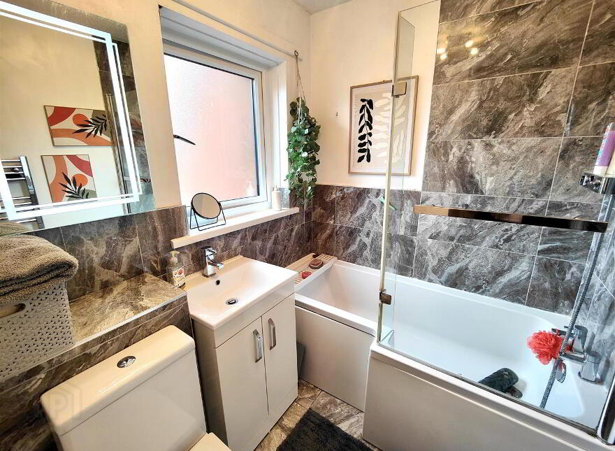 142 Oldpark Road, Belfast, BT14 6QA