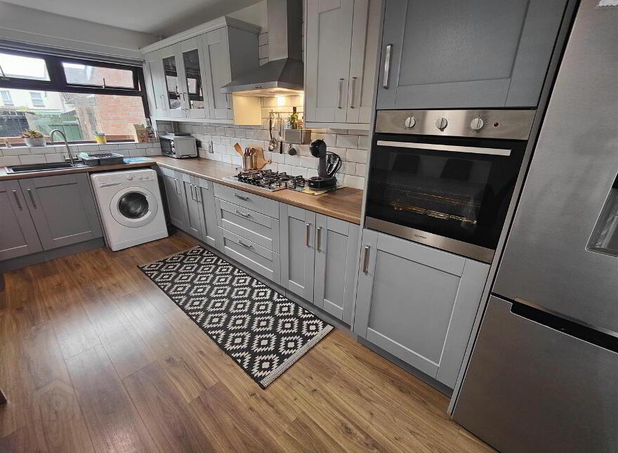 142 Oldpark Road, Belfast, BT14 6QA