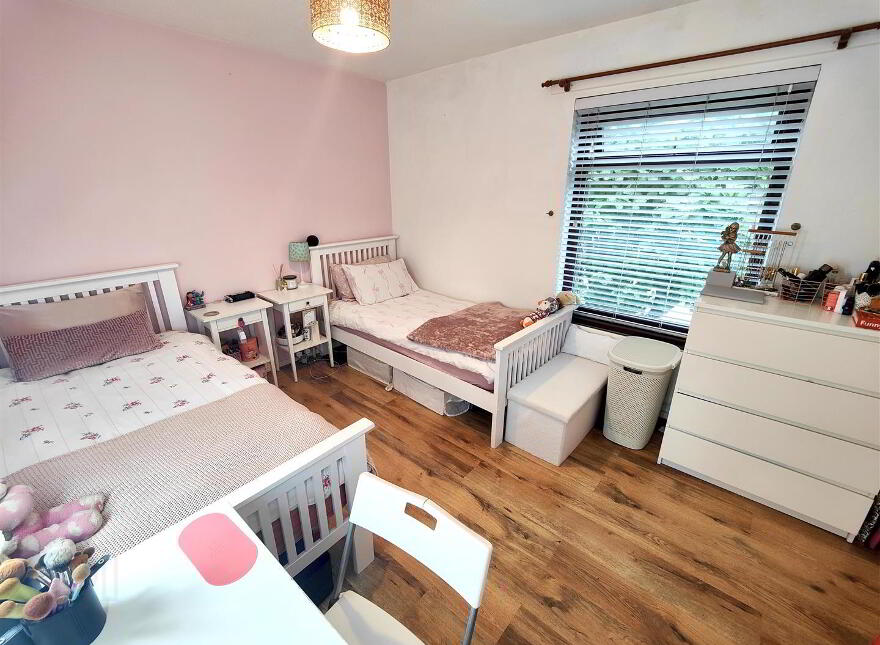 142 Oldpark Road, Belfast, BT14 6QA