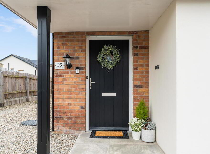 25 Lily Wood Lane, Newtownards, BT23 7GF