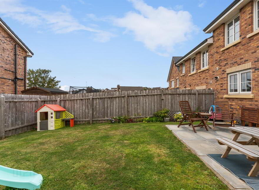 25 Lily Wood Lane, Newtownards, BT23 7GF