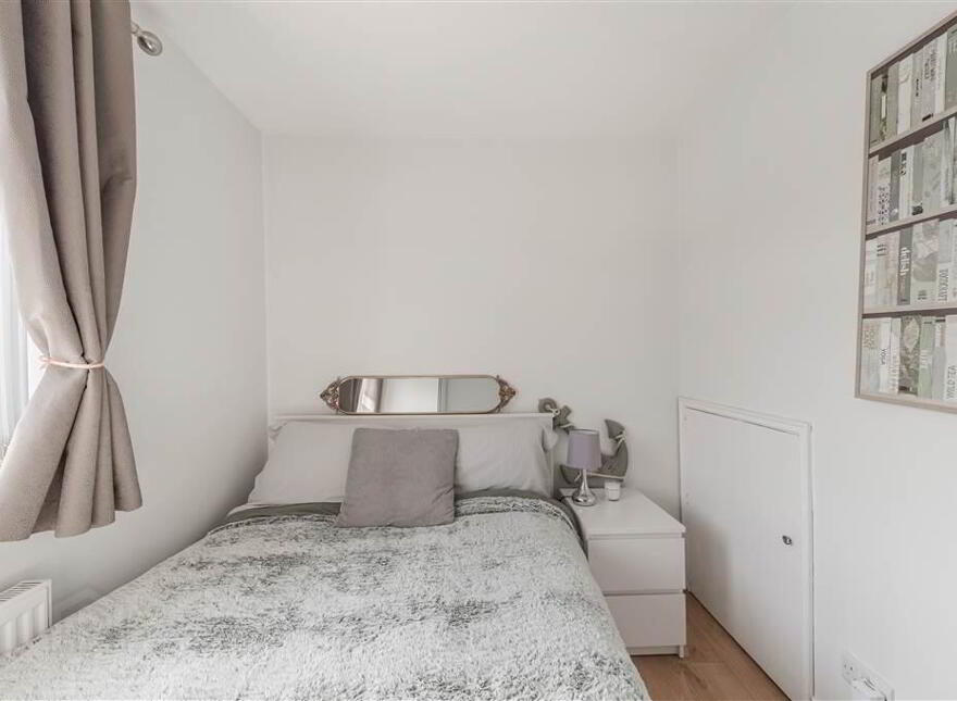 17 Garron Crescent, Finaghy, Belfast, BT10 0EQ