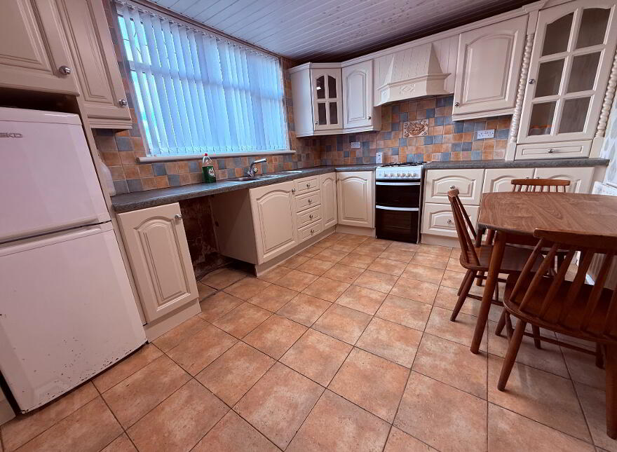 3 Lisnahull Road, Dungannon, BT70 1UG