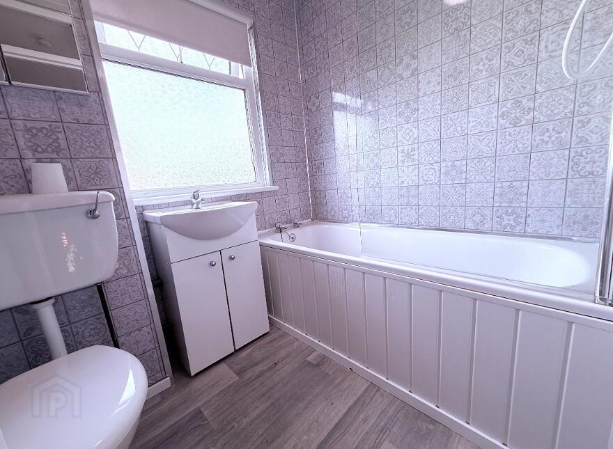 3 Lisnahull Road, Dungannon, BT70 1UG