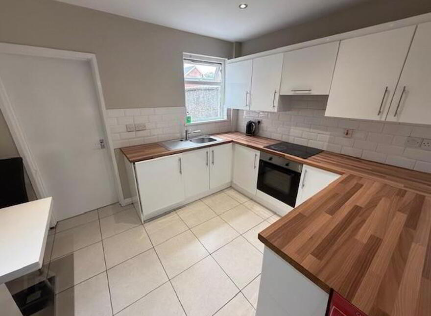 73 Hyndford Street, Belfast, BT5 5JF