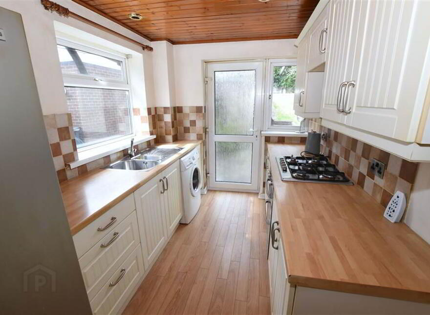30 Brentwood Way, Newtownards, BT23 8QY