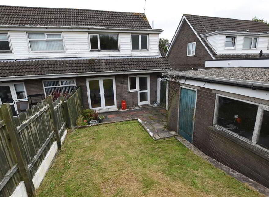 30 Brentwood Way, Newtownards, BT23 8QY