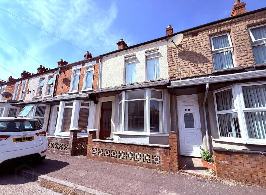 20 Kensington Avenue, Bloomfield/ Ballyhackmore, Belfast, BT5 5JN photo