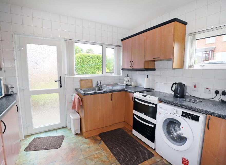 14 Church Road, Castlereagh, Belfast, BT6 9RZ