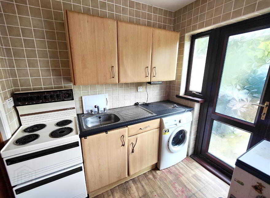 160 Joanmount Gardens, Belfast, BT14 6NZ
