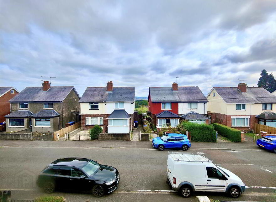 160 Joanmount Gardens, Belfast, BT14 6NZ