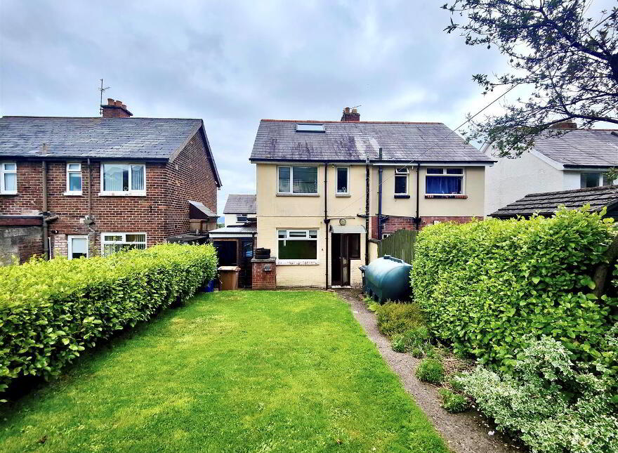 160 Joanmount Gardens, Belfast, BT14 6NZ