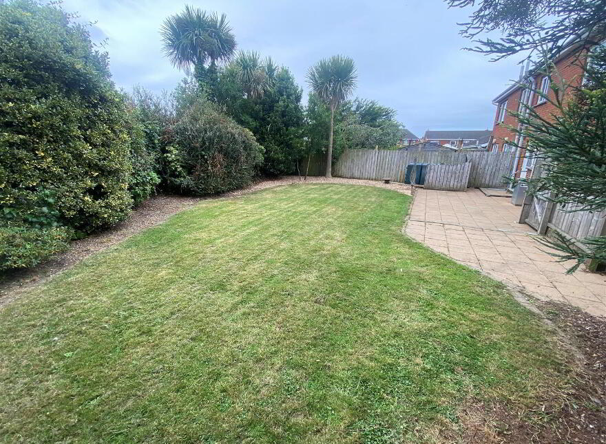 15 Albany Avenue, Bangor, BT19 6YH
