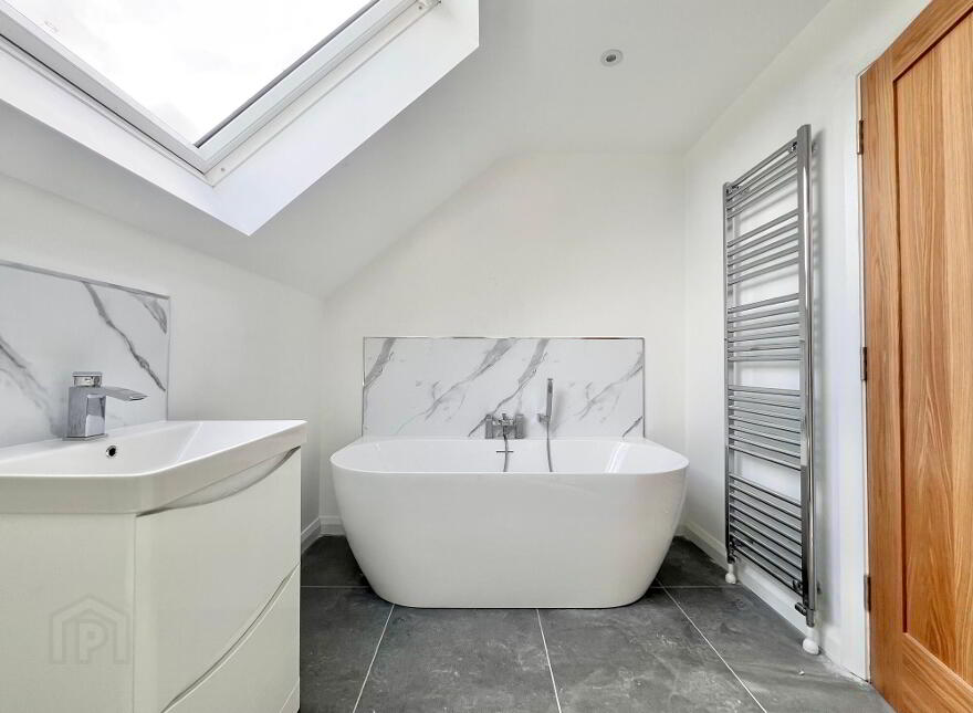 26b Crewe Road, Maghera, BT46 5EZ