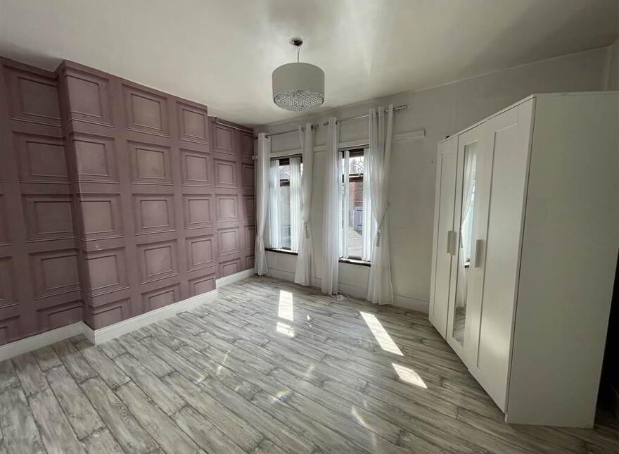 55 Cavendish Street, Belfast, BT12 7AW