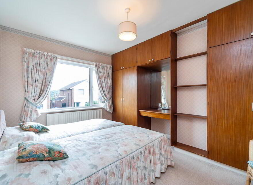 57 Sharman Road, Stranmillis, Belfast, BT9 5FX