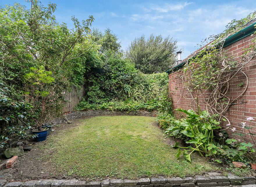 57 Sharman Road, Stranmillis, Belfast, BT9 5FX