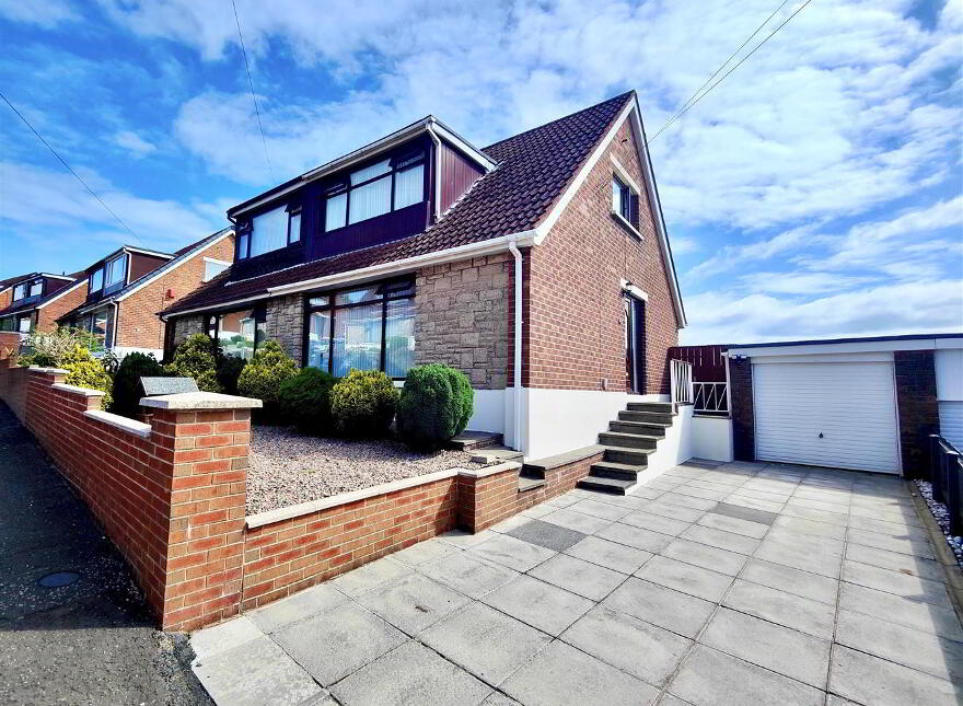 17 Squires Hill Road, Belfast, BT14 8FJ photo