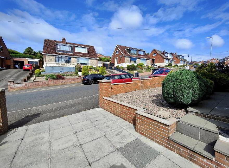 17 Squires Hill Road, Belfast, BT14 8FJ