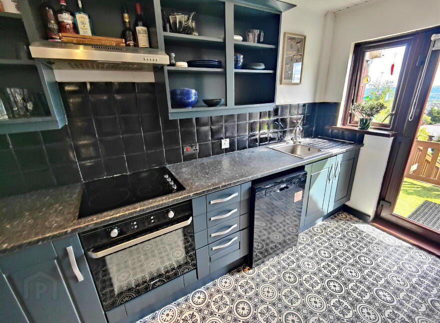 17 Squires Hill Road, Belfast, BT14 8FJ