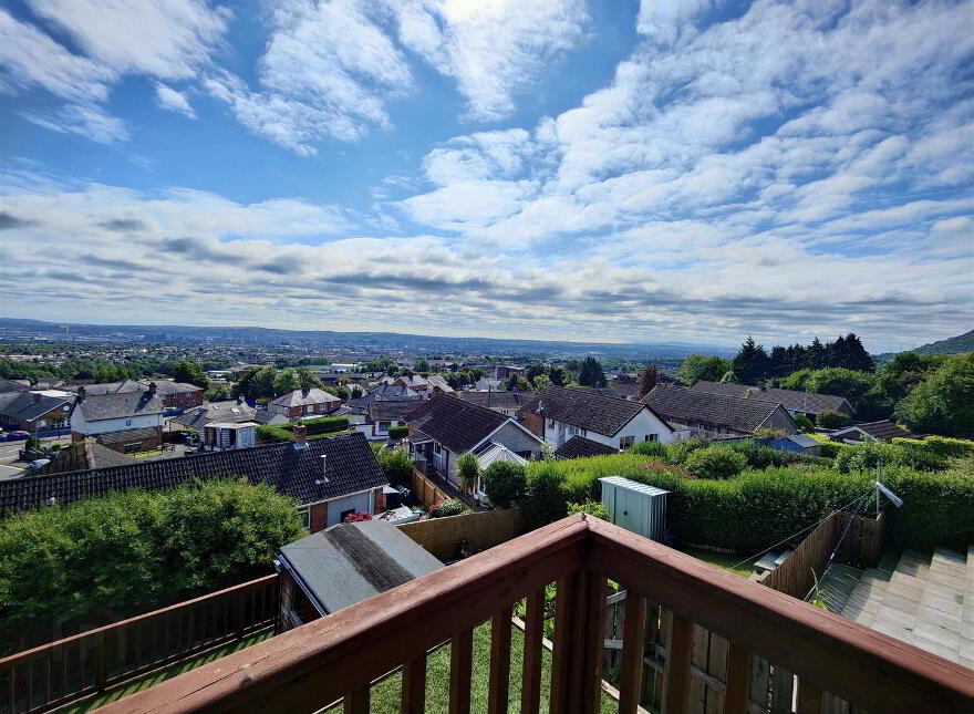 17 Squires Hill Road, Belfast, BT14 8FJ