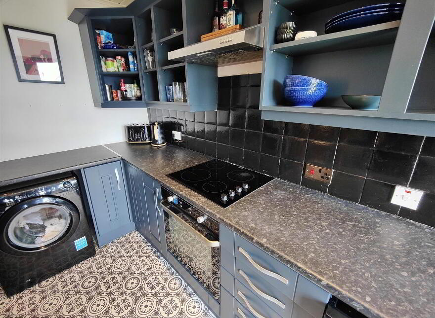 17 Squires Hill Road, Belfast, BT14 8FJ
