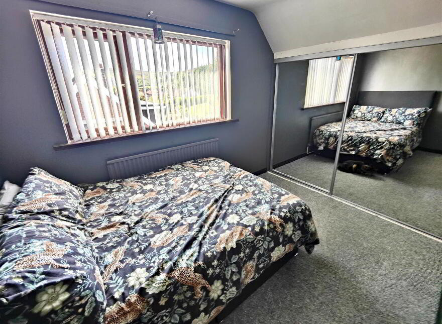 17 Squires Hill Road, Belfast, BT14 8FJ