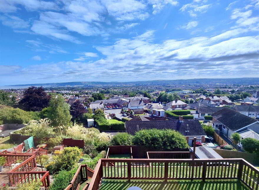 17 Squires Hill Road, Belfast, BT14 8FJ