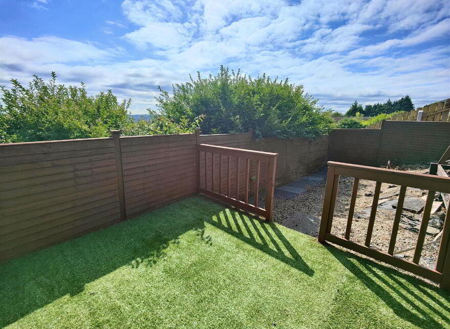 17 Squires Hill Road, Belfast, BT14 8FJ