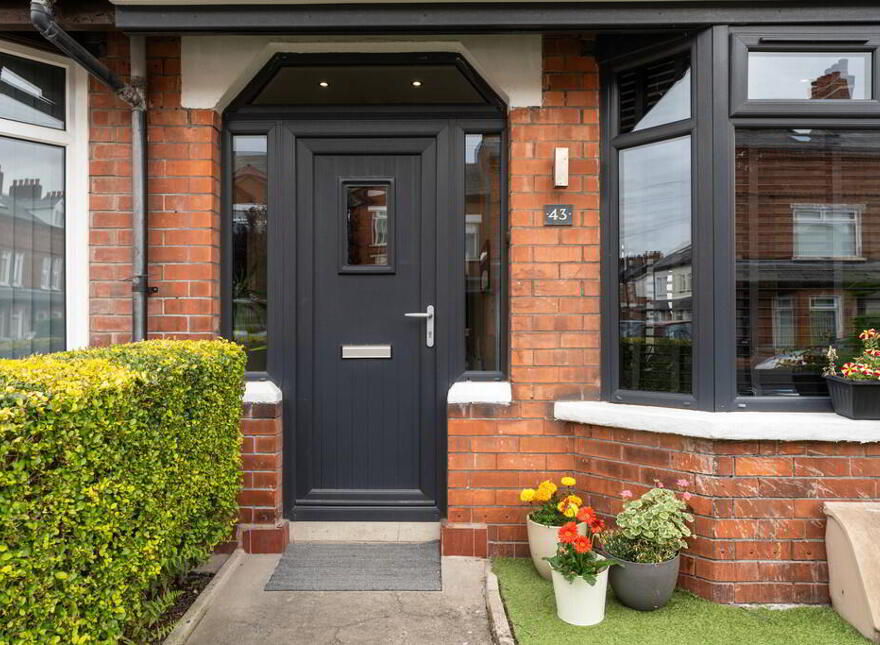 43 Ava Street, Ormeau Road, Belfast, BT7 3BS