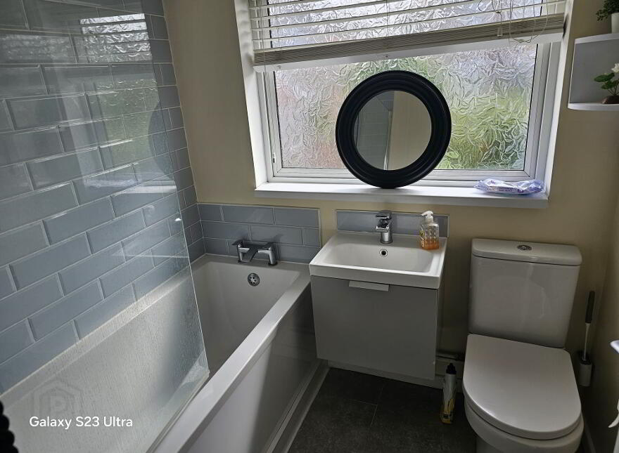 18 Erinvale Drive, Belfast, BT10 0GE