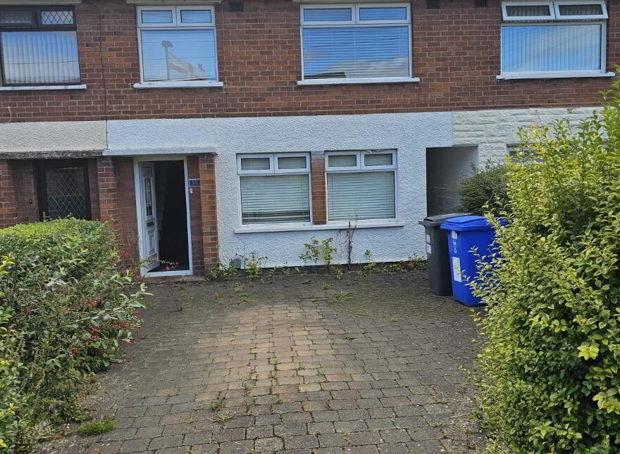 18 Erinvale Drive, Belfast, BT10 0GE